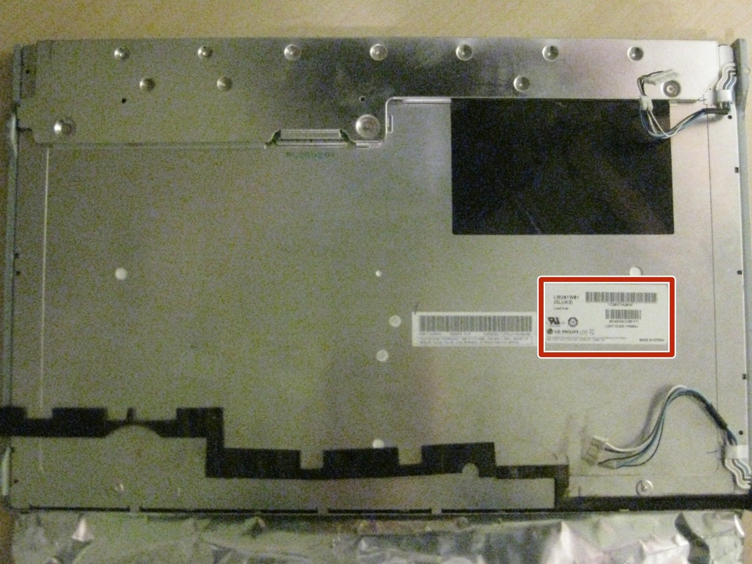 How to Identify The Make & Model Of An iMac's Screen, In Order To Buy