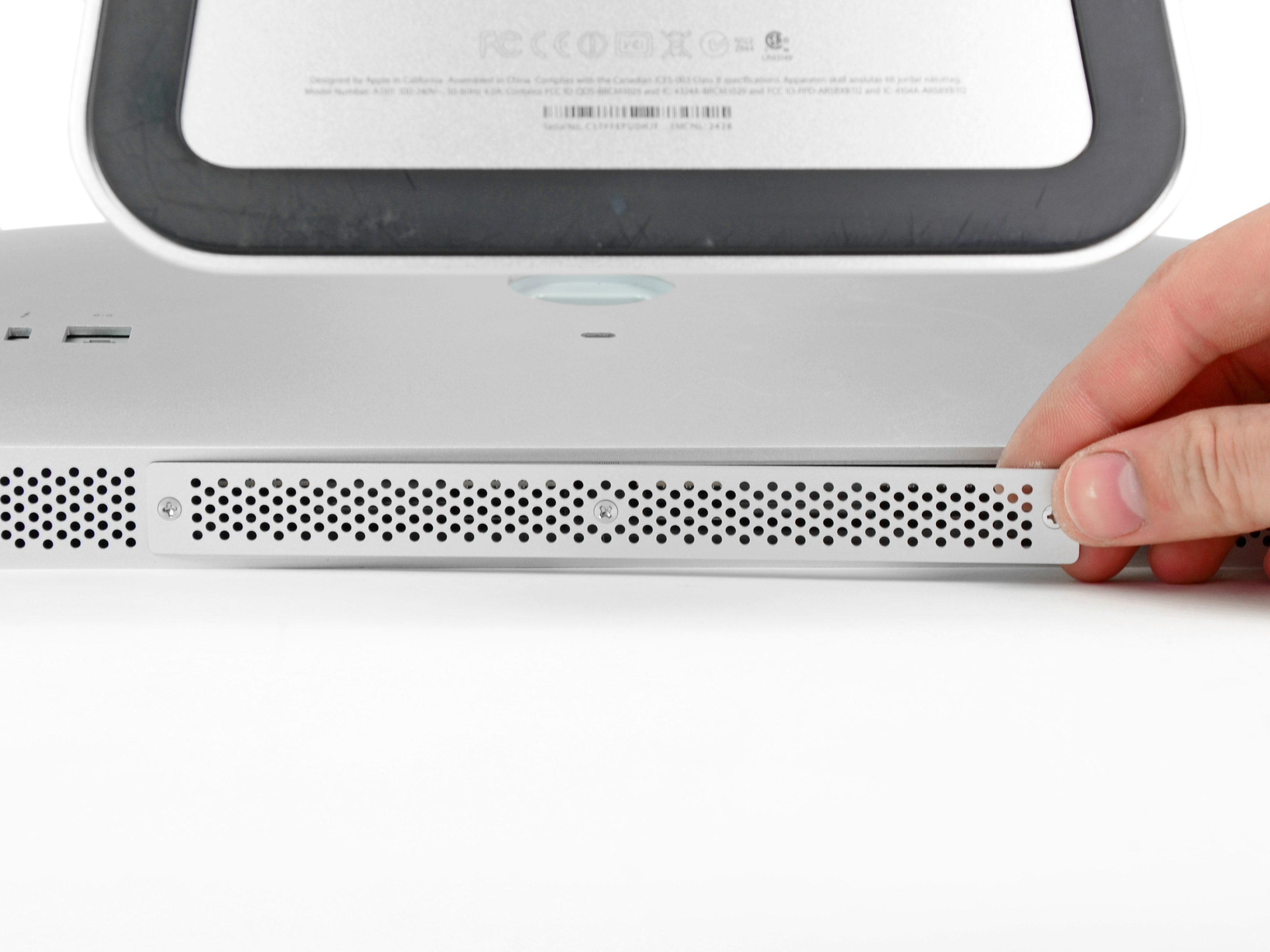 iMac Intel 21.5" EMC 2389 Access Door Replacement iFixit Repair Guide