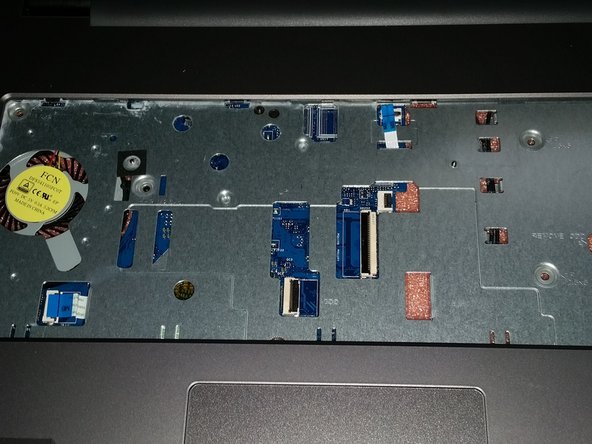 ادامه مرحله برداشتن کیبورد