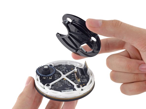 Image 1/3: The Echo uses a gearing system and encoder to track movement of the outer wheel, whereas the Nest uses an optical sensor to watch the outer ring spin by.