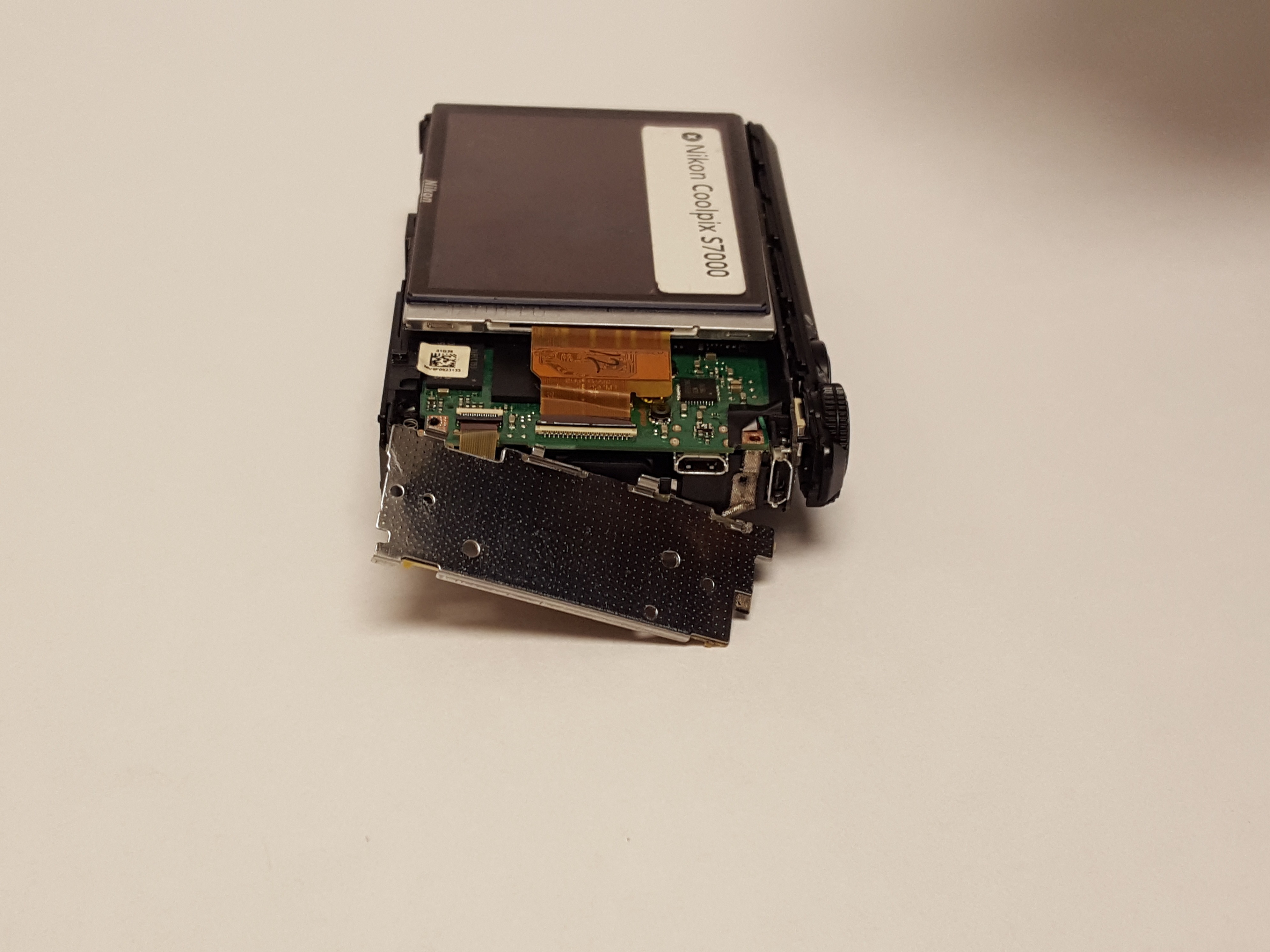 Nikon Coolpix S7000 Navigation Button Replacement iFixit Repair Guide