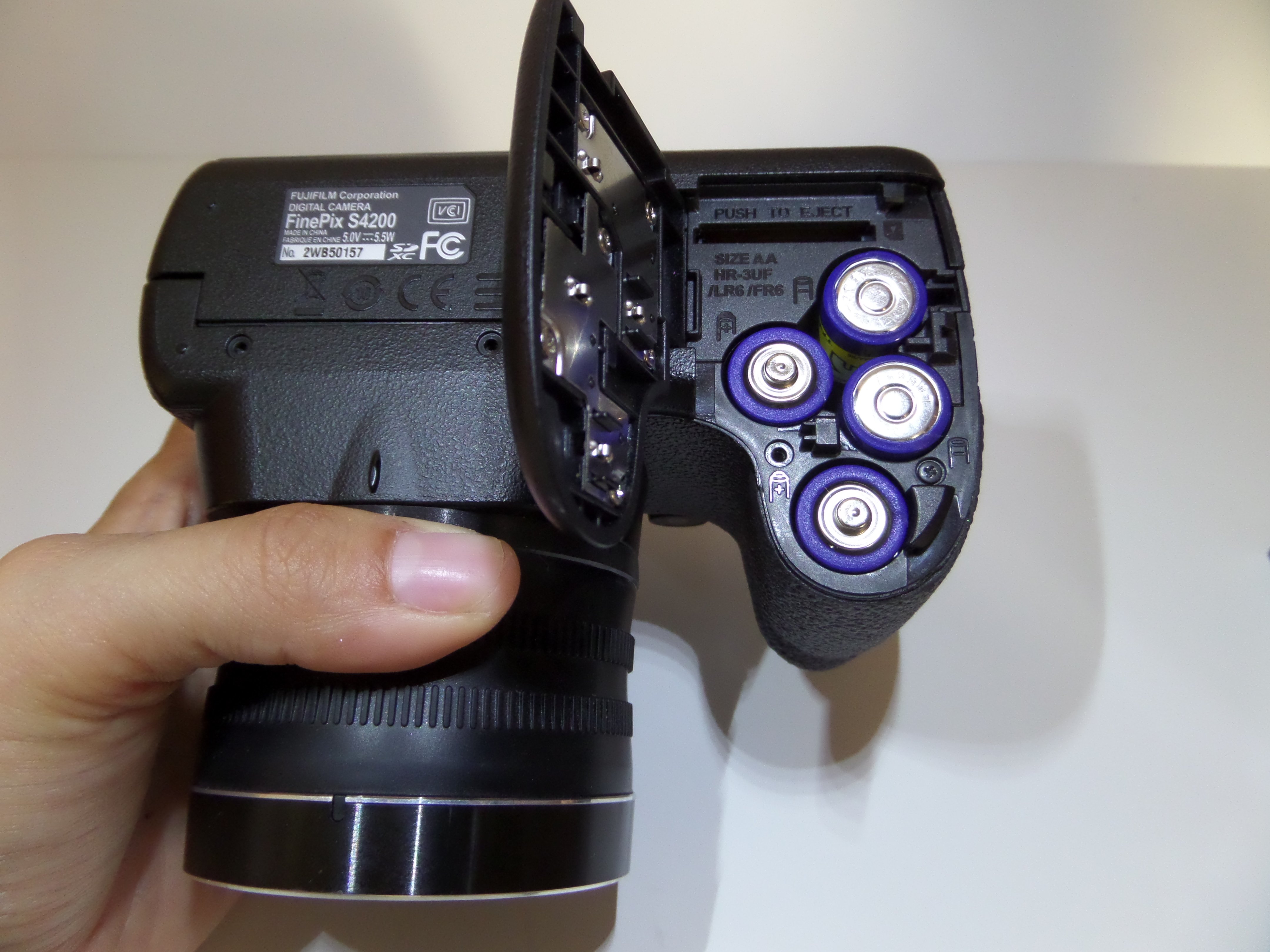 Fujifilm FinePix S4200 Battery Replacement iFixit Repair Guide