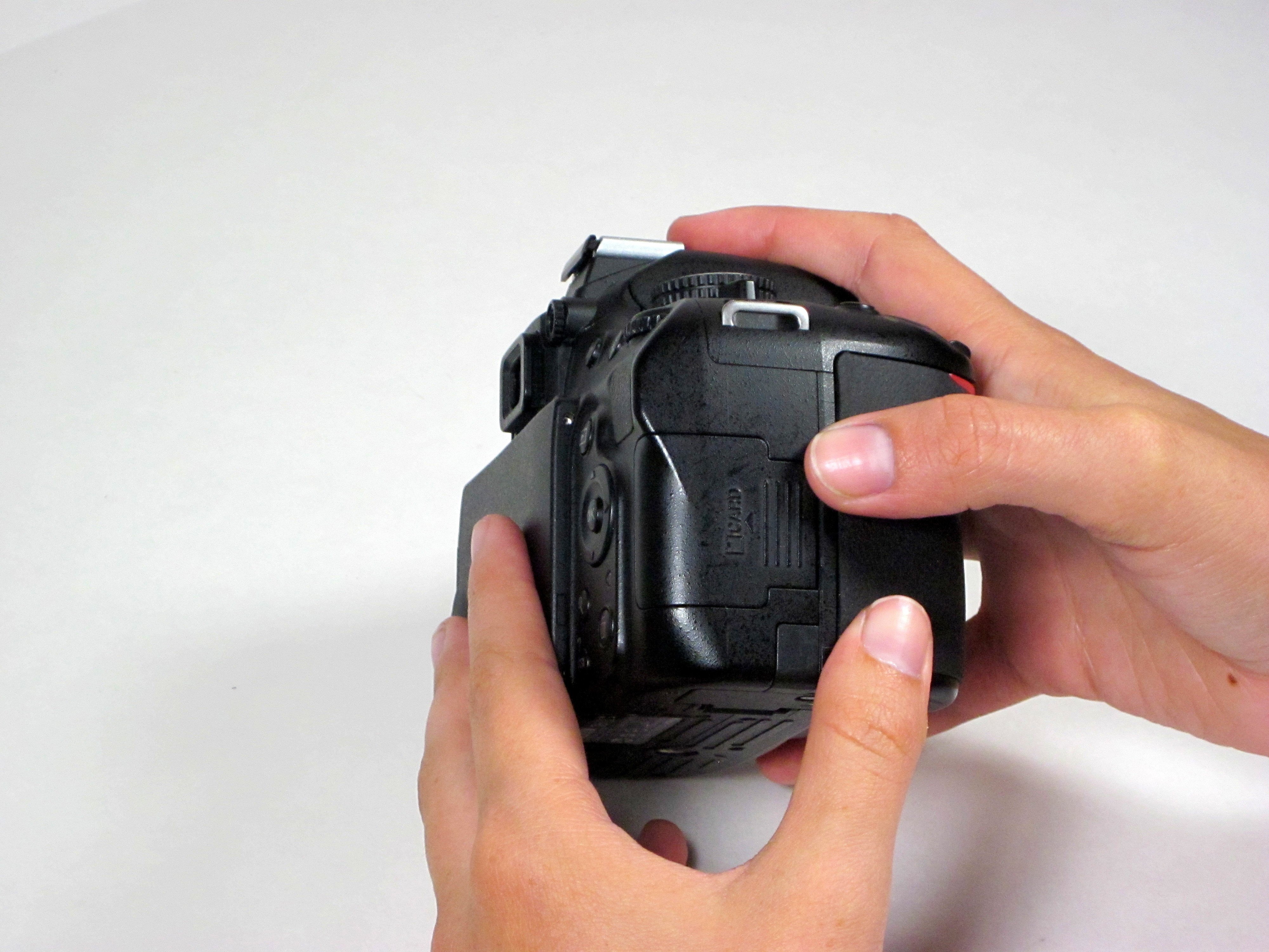 Nikon D5100 Memory Card Replacement iFixit Repair Guide