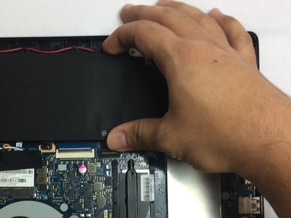 برداشتن پیچ ها و کانکتور