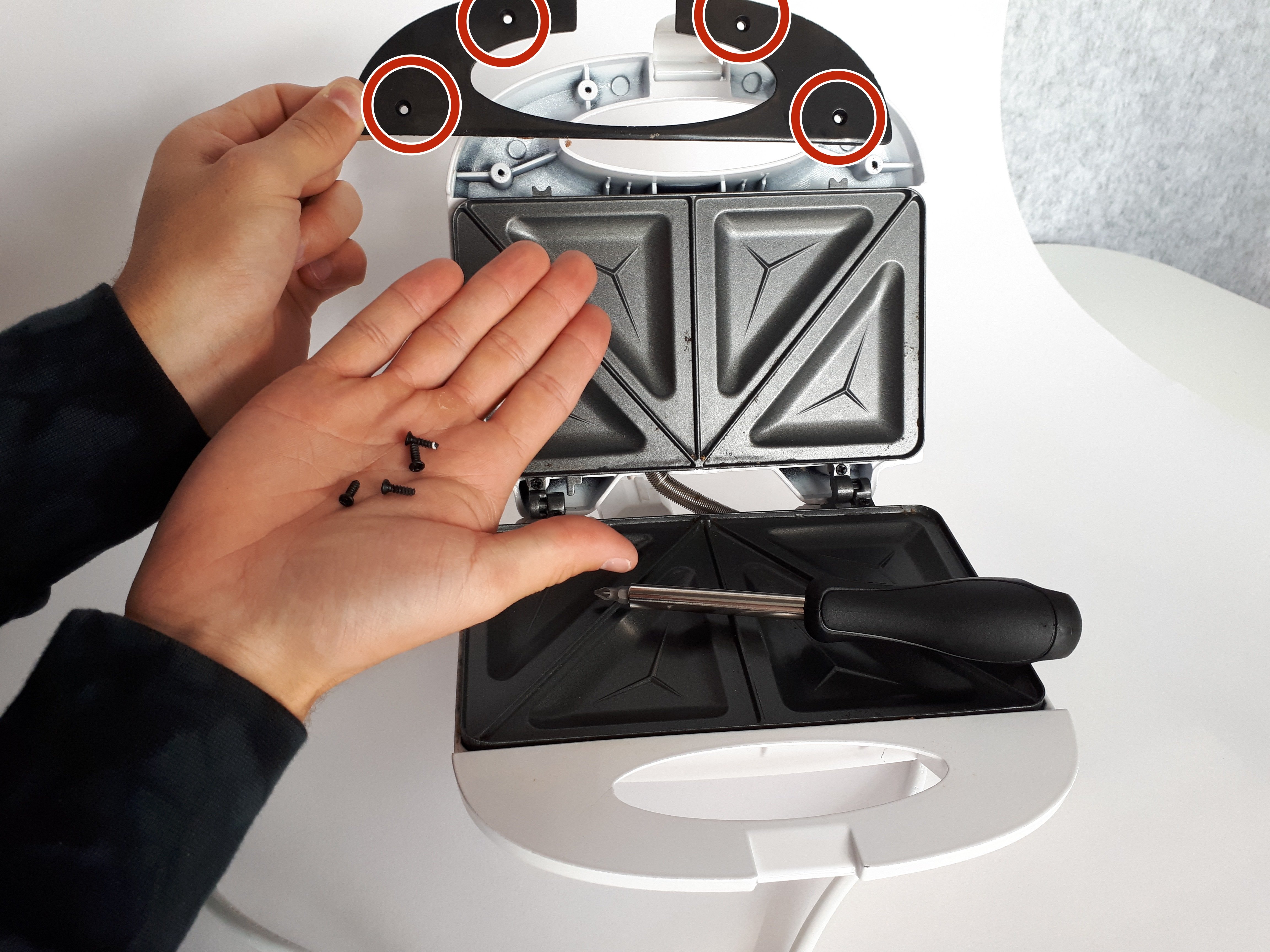 Home Essentials Sandwich Press Teardown iFixit