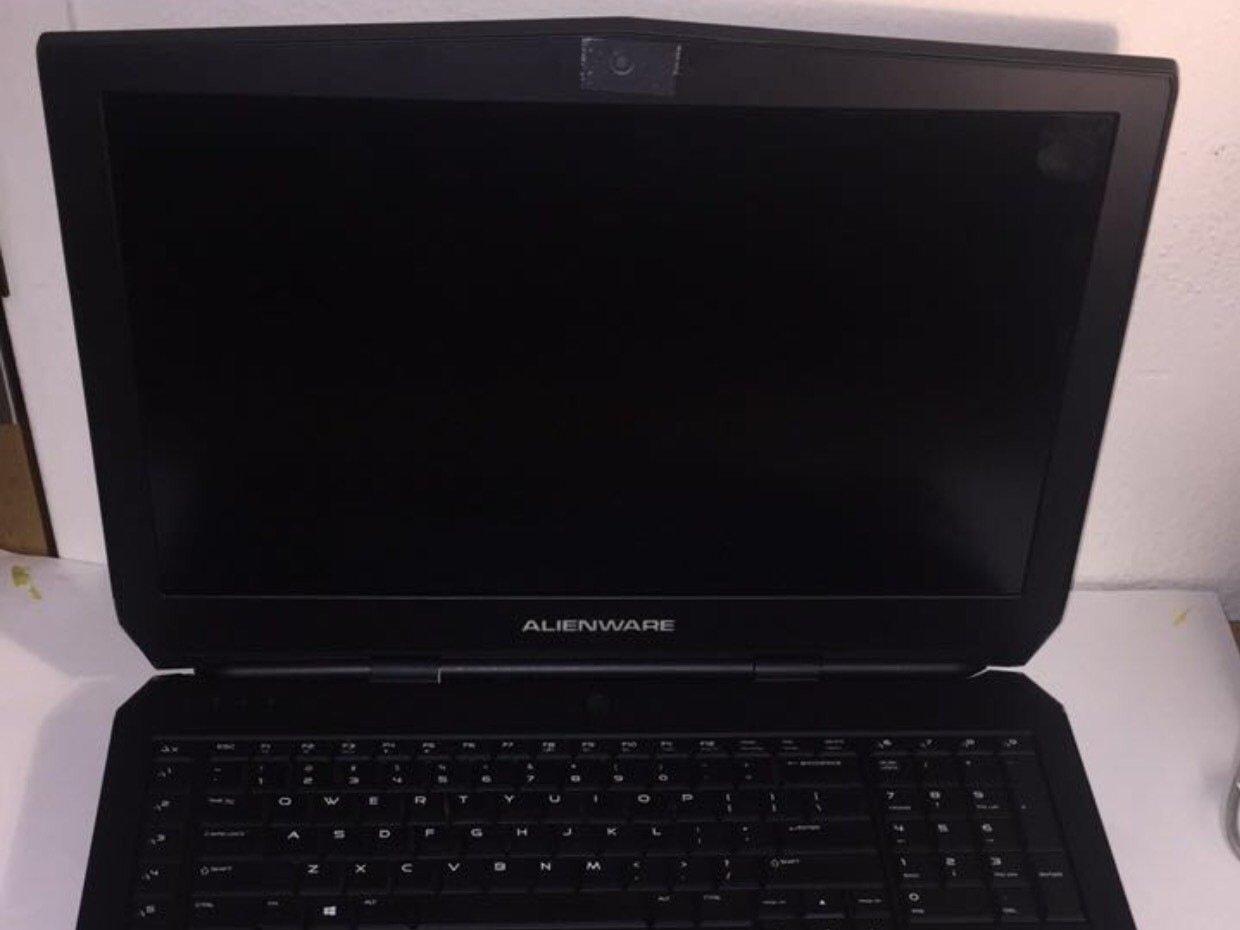 Alienware 17 R2 Screen Replacement iFixit Repair Guide
