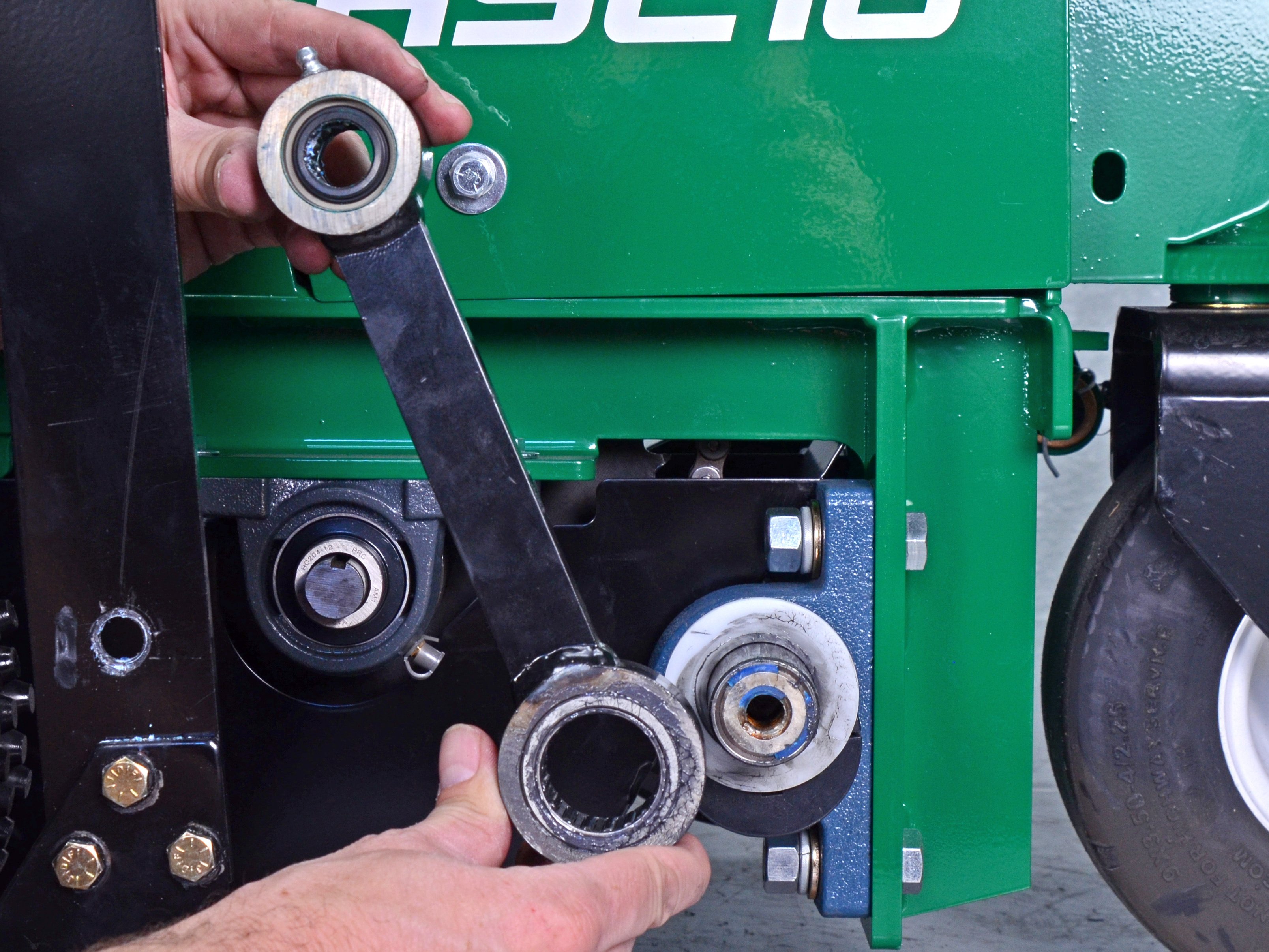 Classen Sod Cutter HSC18AHD 2018 Eccentric Arm Replacement iFixit