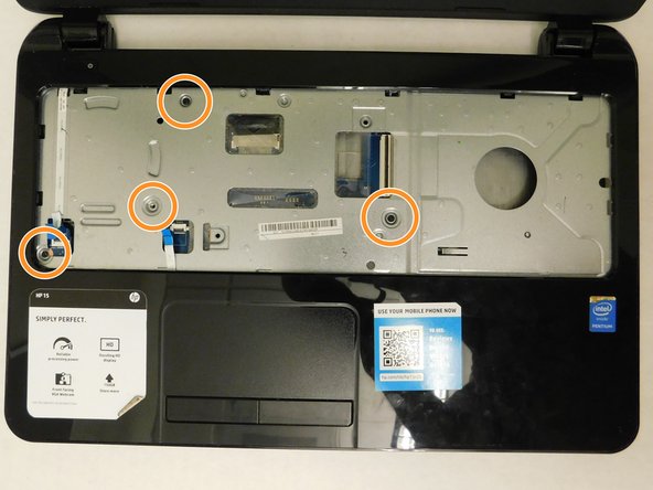برداشتن 4 پیچ کوچک
