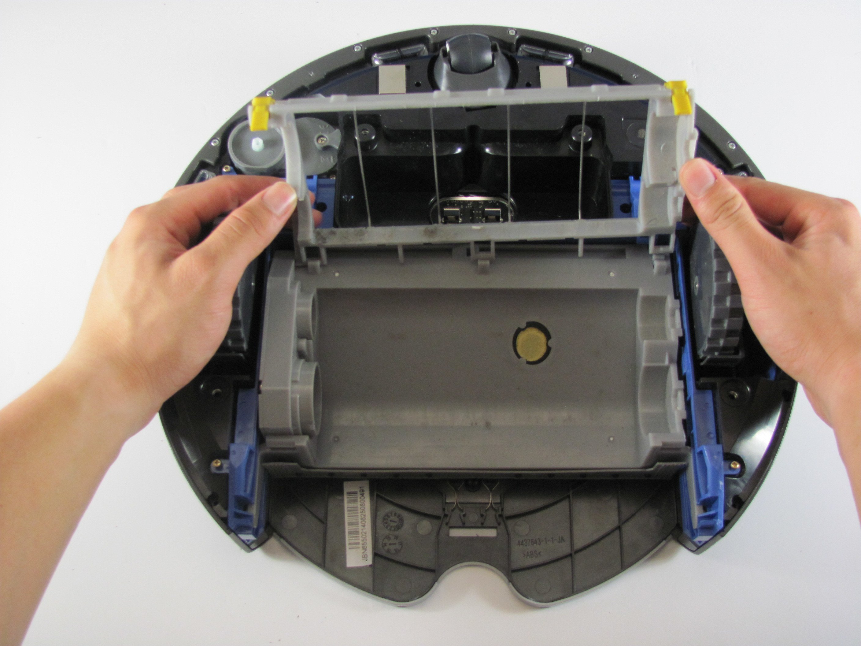thumbnail image 2 of IRobot Roomba 500/600/700 Series Brush Motor With Dirt Sensor Detector - Replacement Part 2 of 3