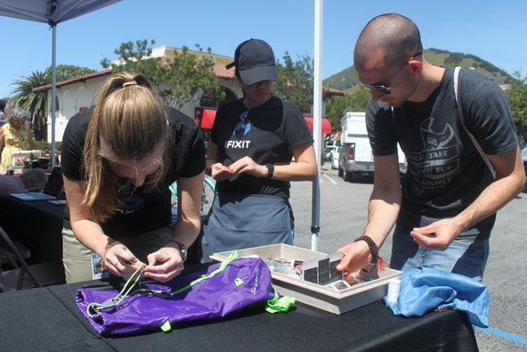 Fixing gear at the Mountain Air repair clinic