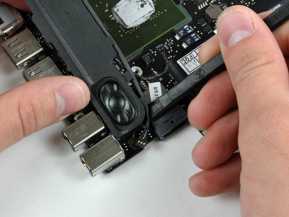 MacBook Unibody Model A1278 Logic Board Replacement - iFixit Repair Guide