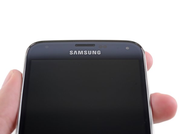 Image 2/3: From fingerprint scans to interpretive gestures, this phone shows signs of high-level interaction with an advanced civilization. Also, [http://bitsandpieces.us/wp-content/uploads/2010/07/imagesdimples_small.jpg|dimples|new_window=true].