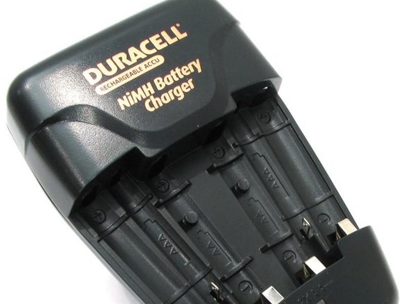 Duracell CEF14N NiMH Battery Charger Not charging iFixit