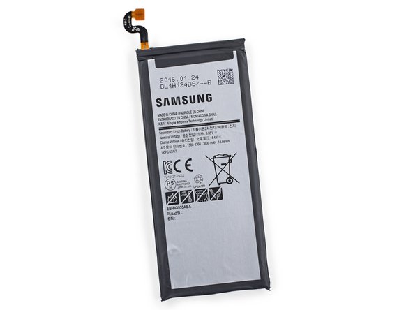 Image 3/3: That's 20% more capacity than the already capacious [https://www.ifixit.com/Teardown/Samsung+Galaxy+S7+Teardown/56686#s122917|3,000 mAh battery in the S7]. It seems the tradeoff for a marginally thicker Edge will be longer battery life and less wear from frequent charging. Nice!