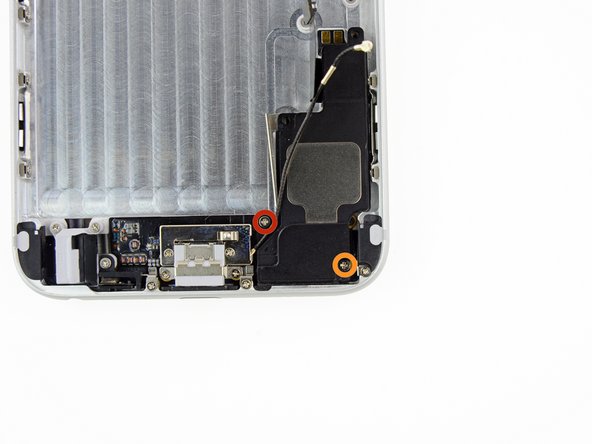 Image 1/1: One 2.3 mm Phillips #00 screw