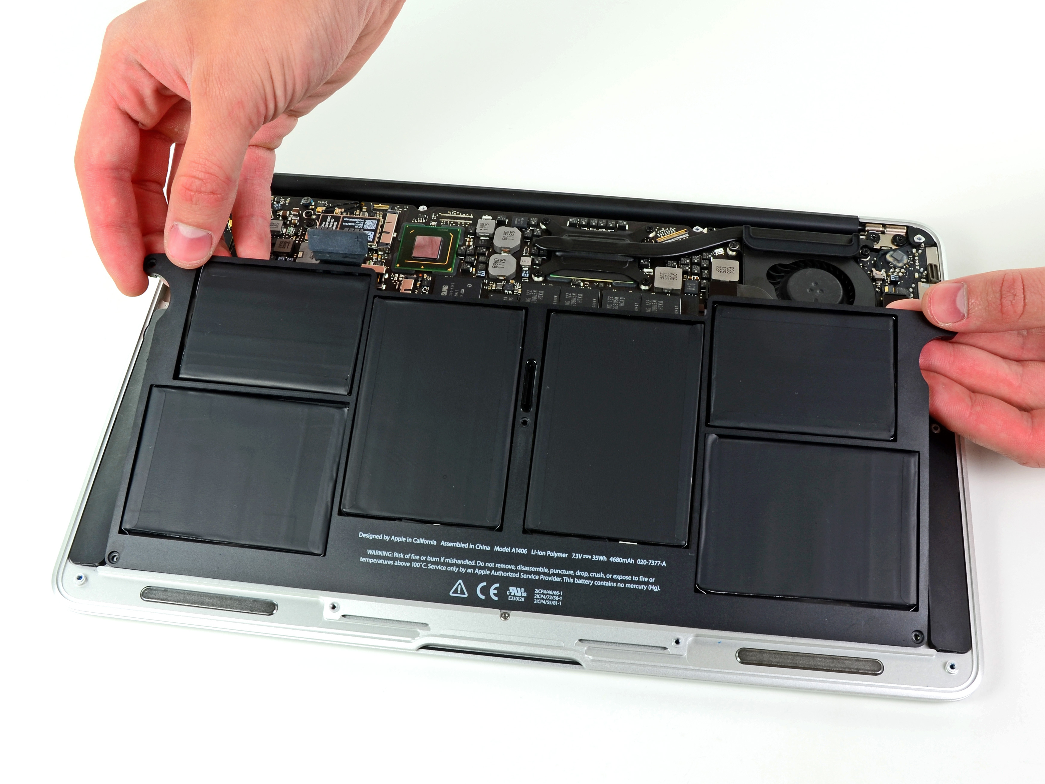 MacBook Air 11 Mid 2011 Battery Replacement IFixit Repair Guide