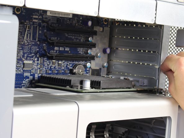 Image 2/3: Remove the slide lock.