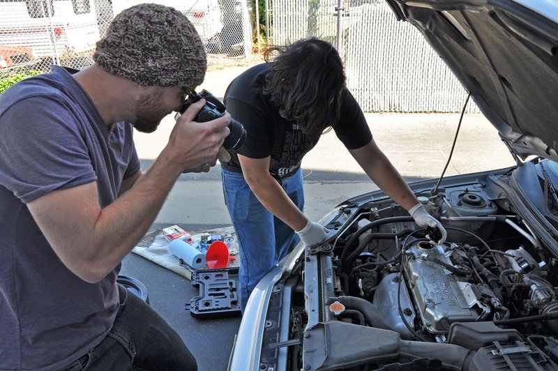 Making a step-by-step repair guide for auto repairs