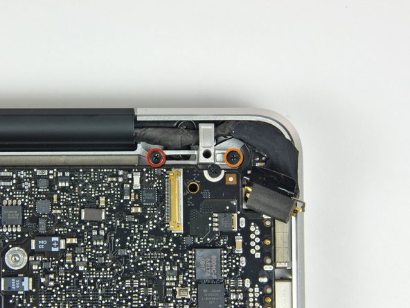 Image 1/2: One 7 mm Phillips.