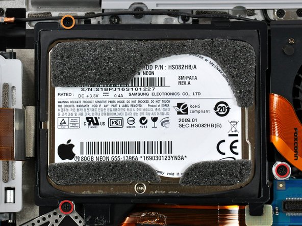 Image 1/1: Two 3.9 mm Phillips screws.