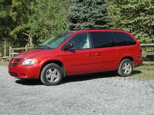 Research 2001
                  Dodge Caravan/Grand Caravan pictures, prices and reviews