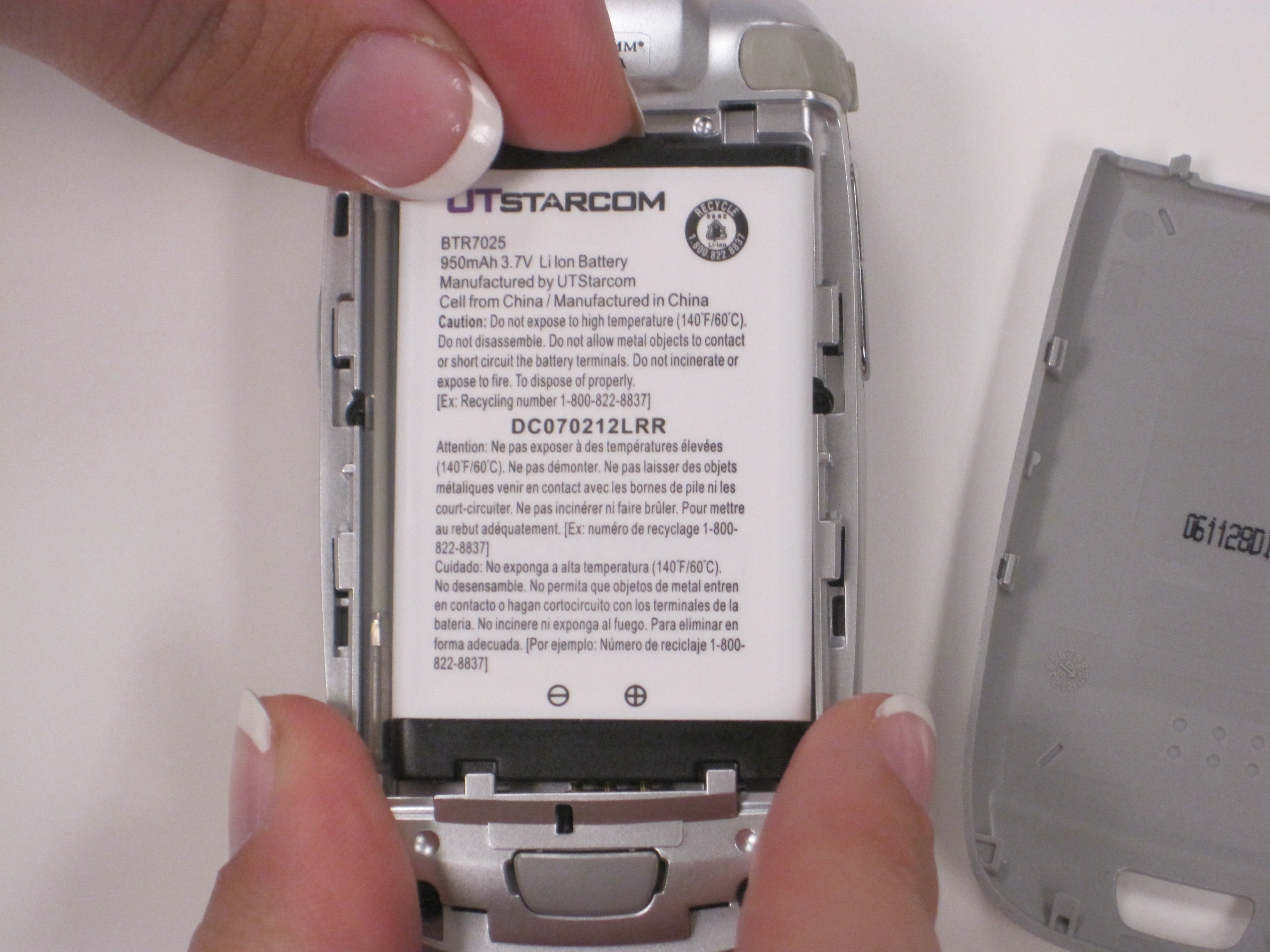 Verizon Wireless CDM 7075 Battery Replacement iFixit Repair Guide