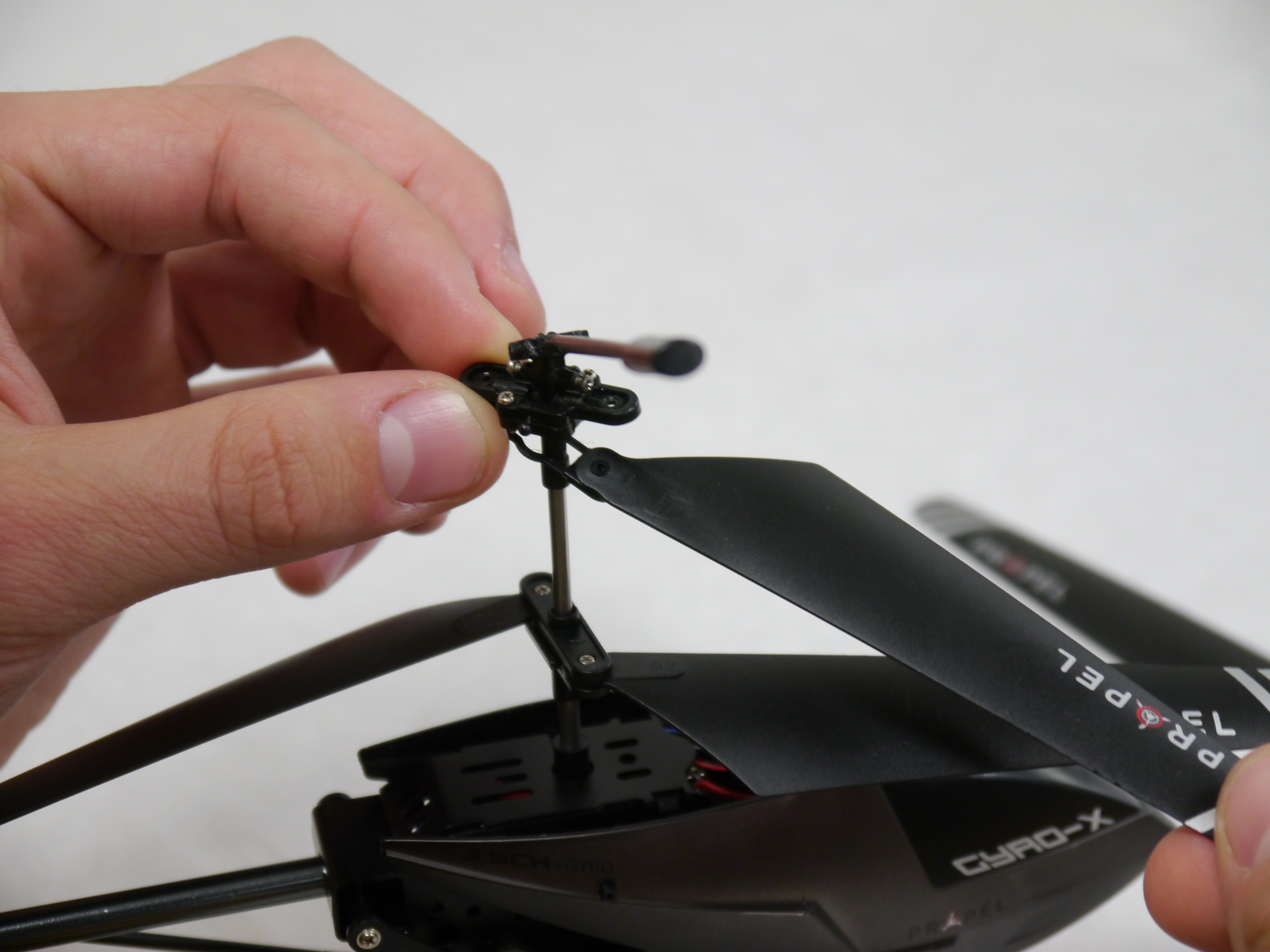 Propel GyroX Top Propellor Blades Replacement iFixit Repair Guide