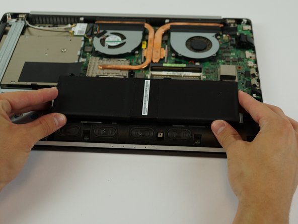 بیرون کشیدن باتری