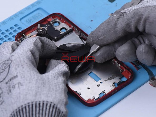 We should remove the wireless charging coil and then mark. The magnet array and shield can be easily removed after marking.