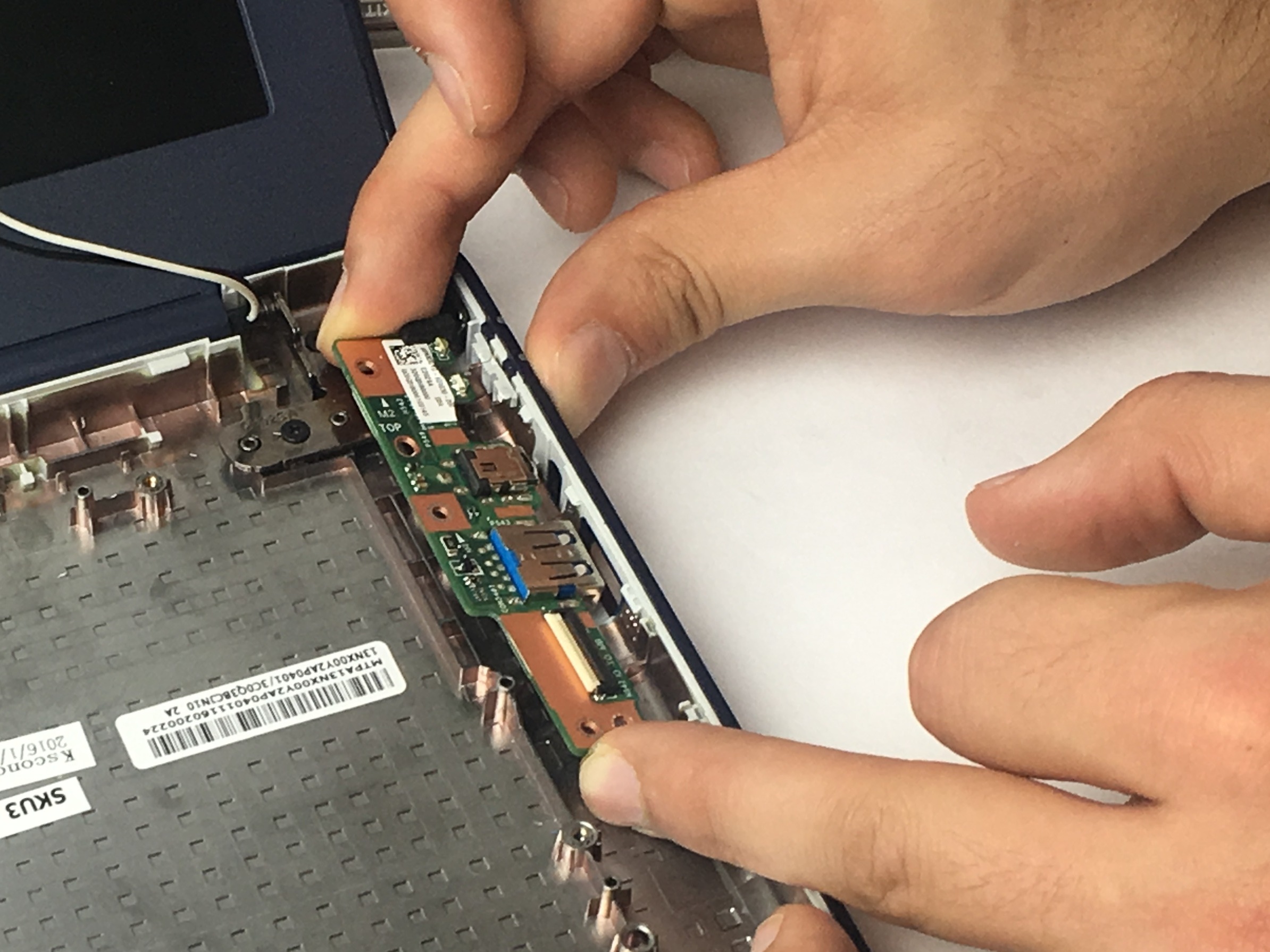 Asus Chromebook C202 Input/Output board Replacement iFixit Repair Guide