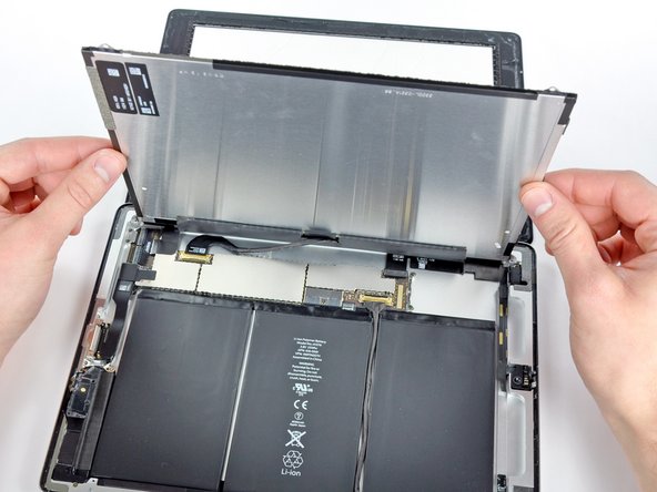 Opening the Apple iPad 2 display