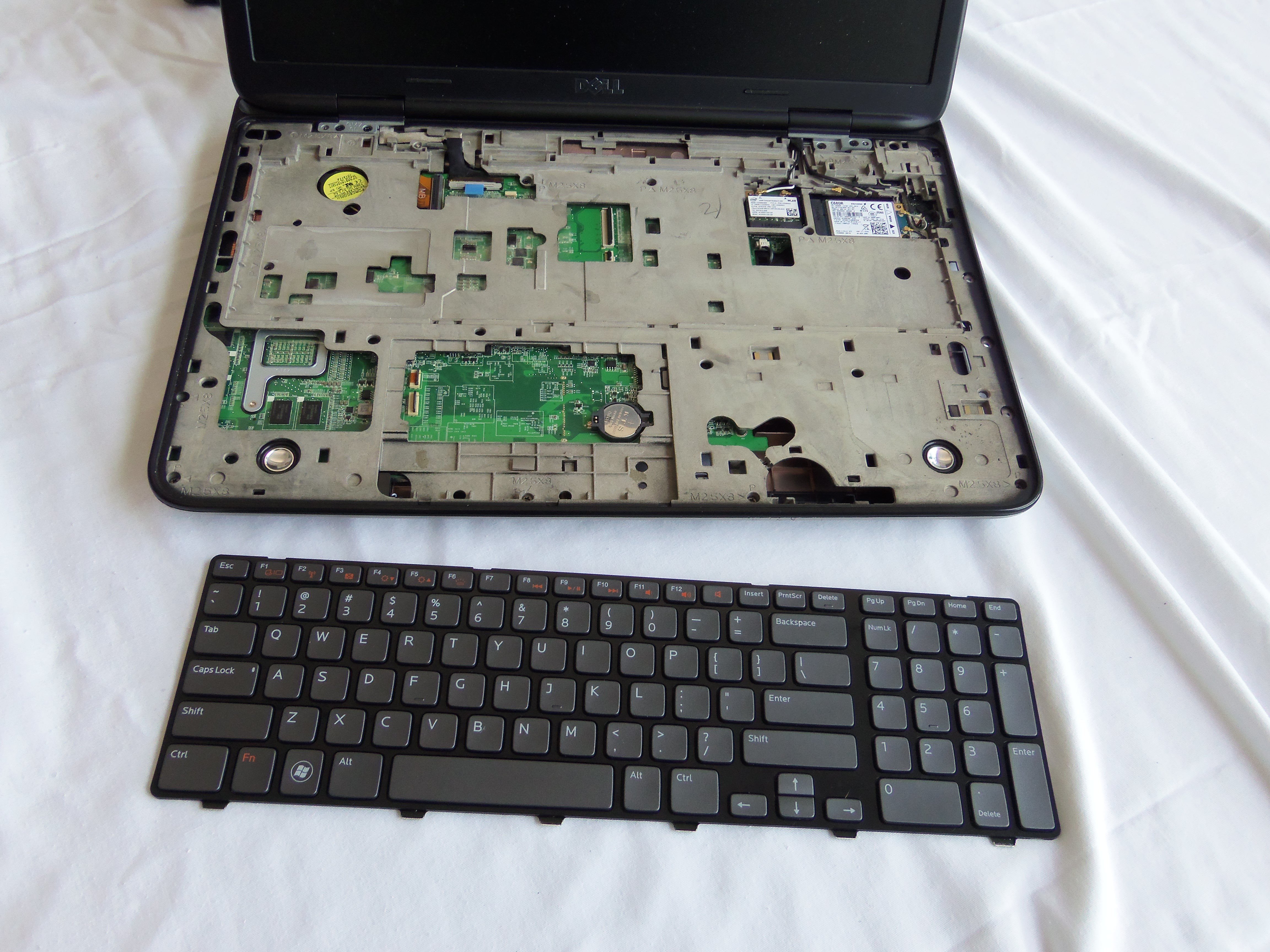 Dell XPS 17 L702X Keyboard Replacement iFixit Repair Guide