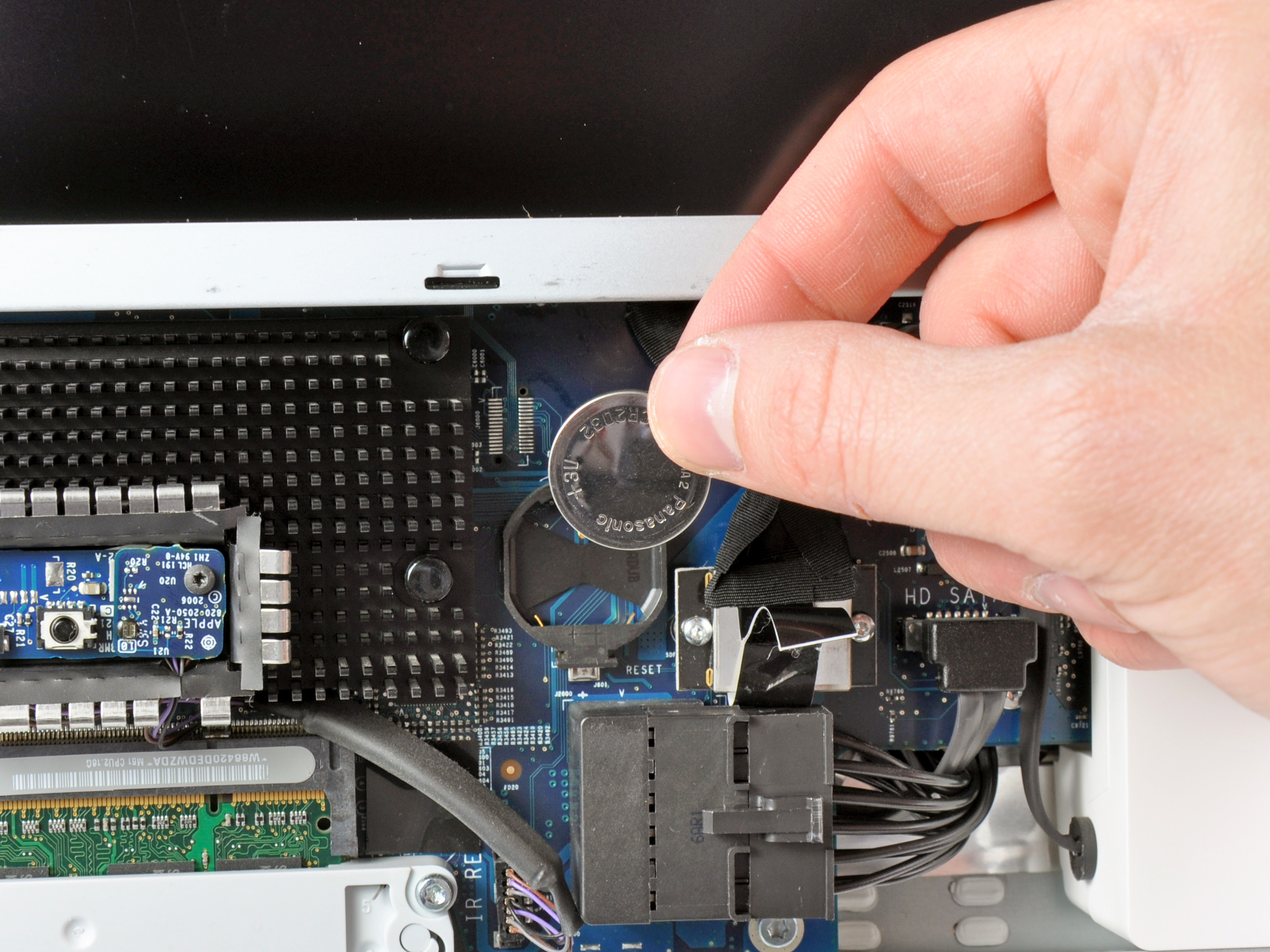 iMac Intel 24" EMC 2111 PRAM Battery Replacement iFixit Repair Guide