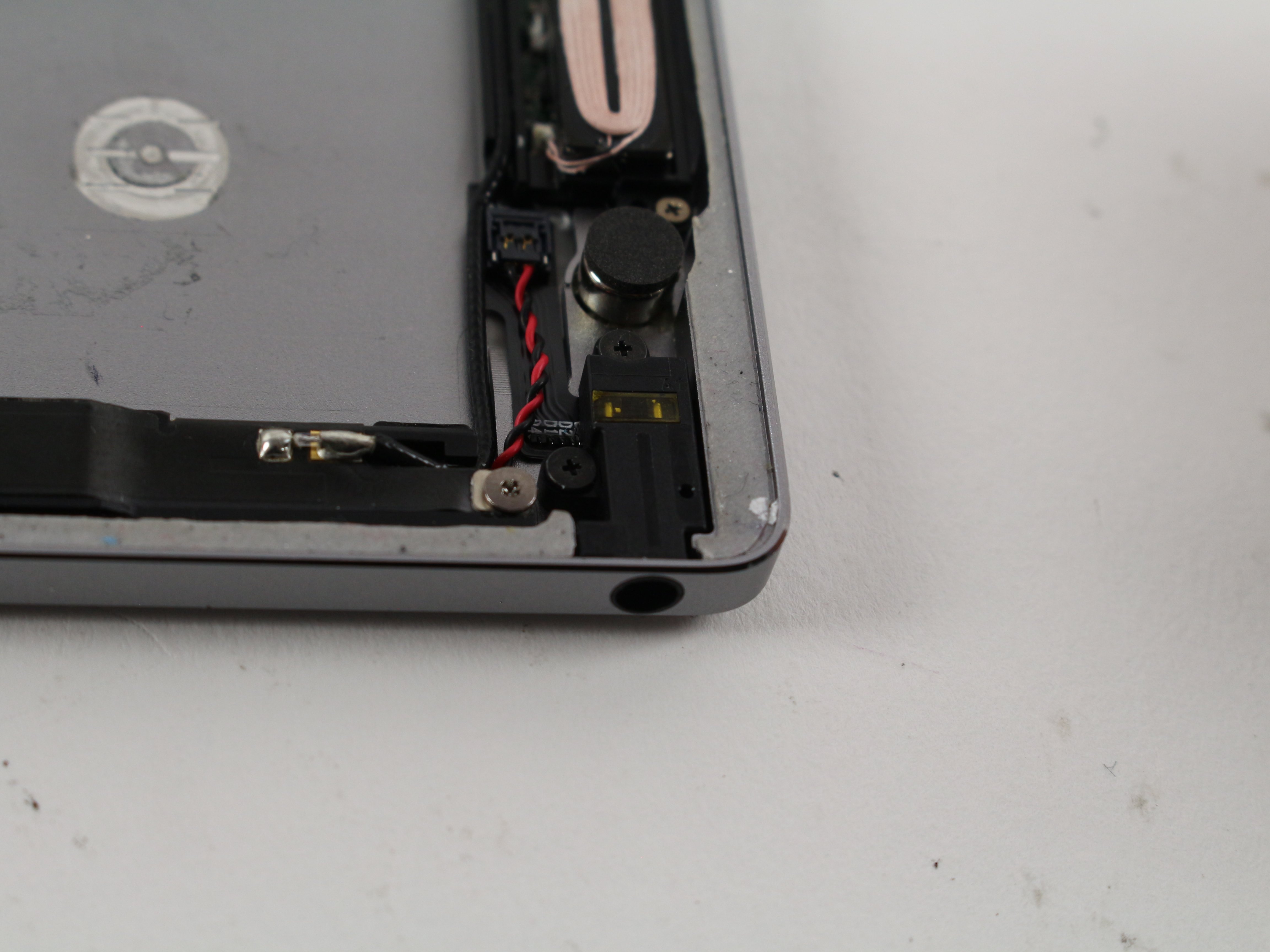 Google Pixel C Headphone Jack Replacement iFixit Repair Guide