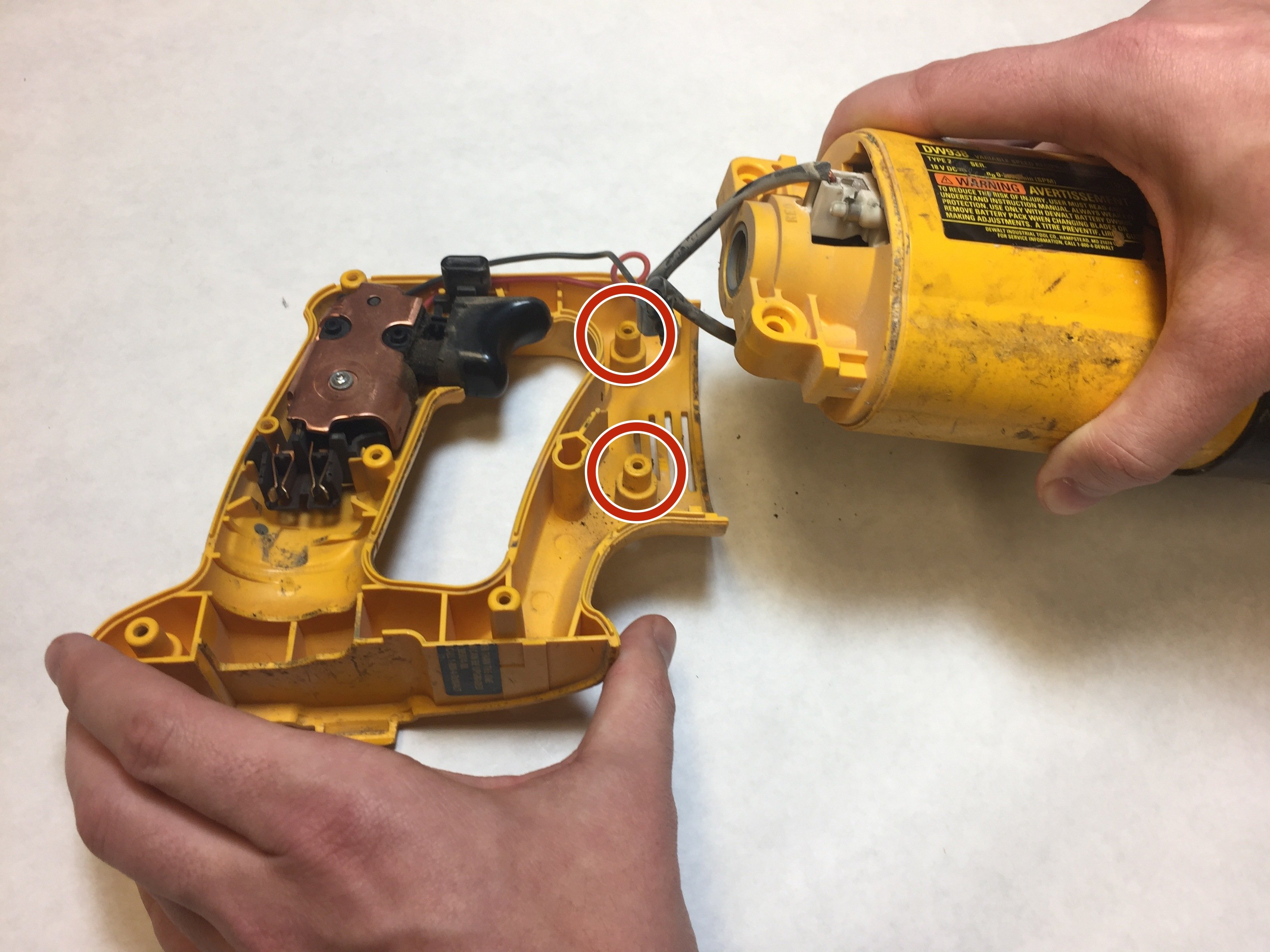 DeWalt DW938 Switch VSR Replacement iFixit Repair Guide