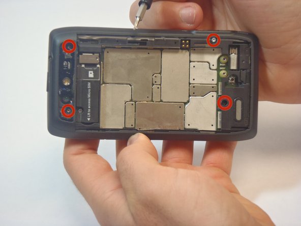 برداشتن پیچ ها