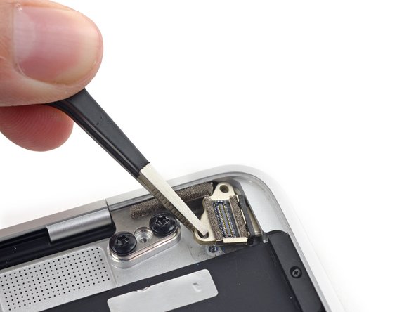 Image 2/2: Someone really doesn't want us to replace our sole everything-in-one port...