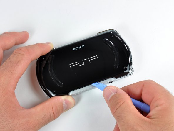 Opening the PSP Go for the teardown