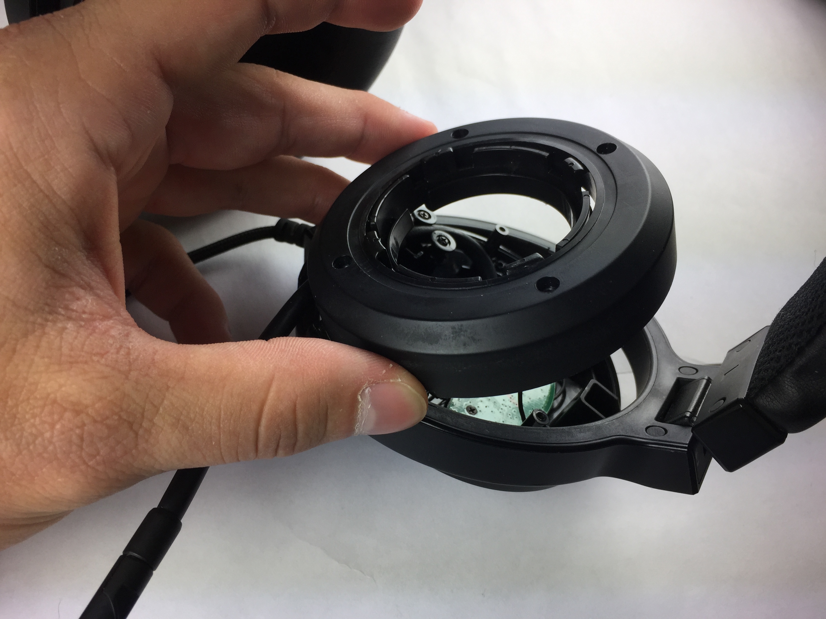 Razer Kraken 7.1 Chroma Speaker Casing Replacement iFixit Repair Guide