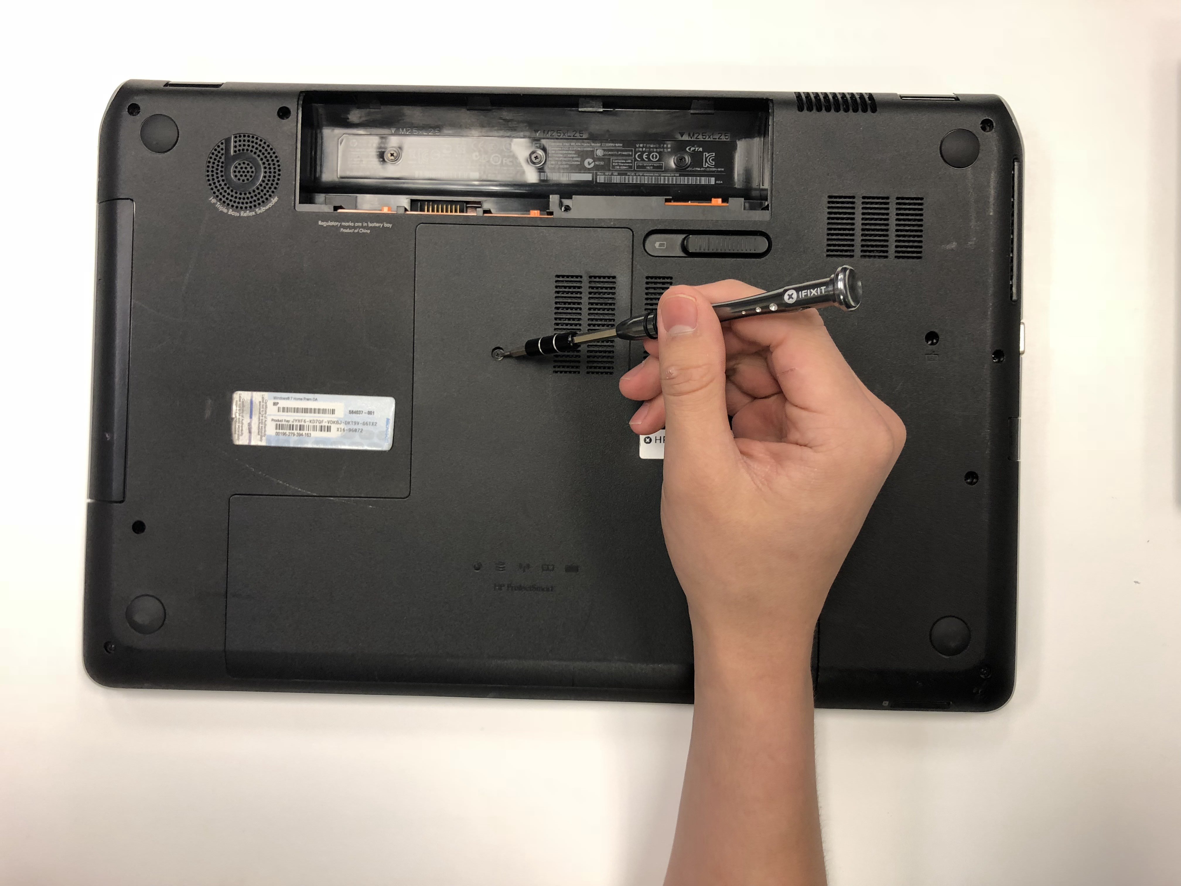 HP Pavilion dv7t7000 Back Panel Replacement iFixit Repair Guide
