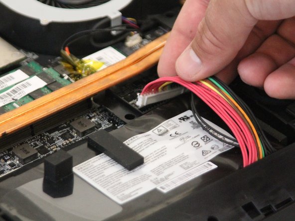 قطع کردن کابل باتری