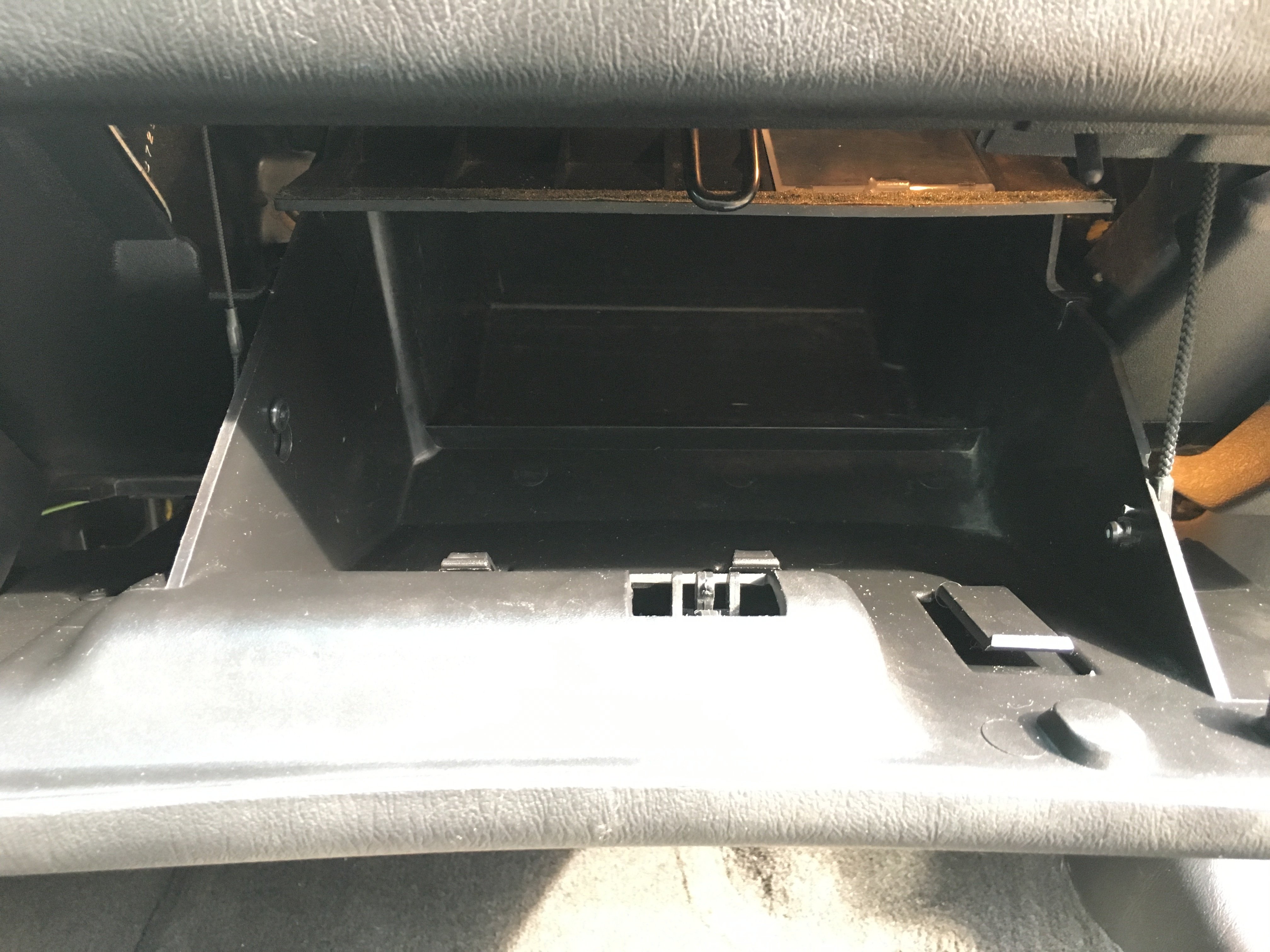 20002007 Chevrolet Monte Carlo Glove Compartment Door Removal (2000