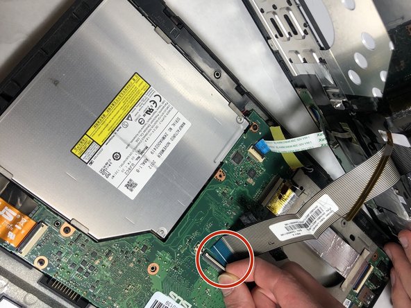 ازاد کردن کانکتور ZIF (نیروی درج صفر) را با اسپادگر پلاستیکی