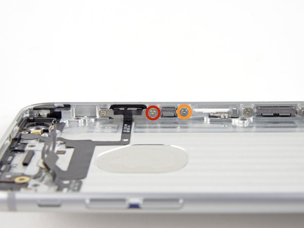 Image 1/1: One 2.1 mm Phillips #00 screw