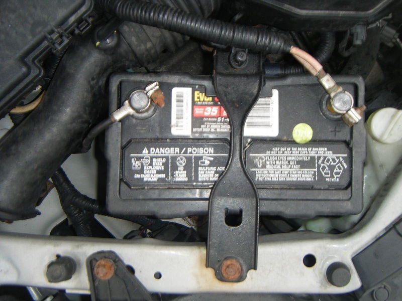 20012005 Honda Civic Battery Replacement (2001, 2002