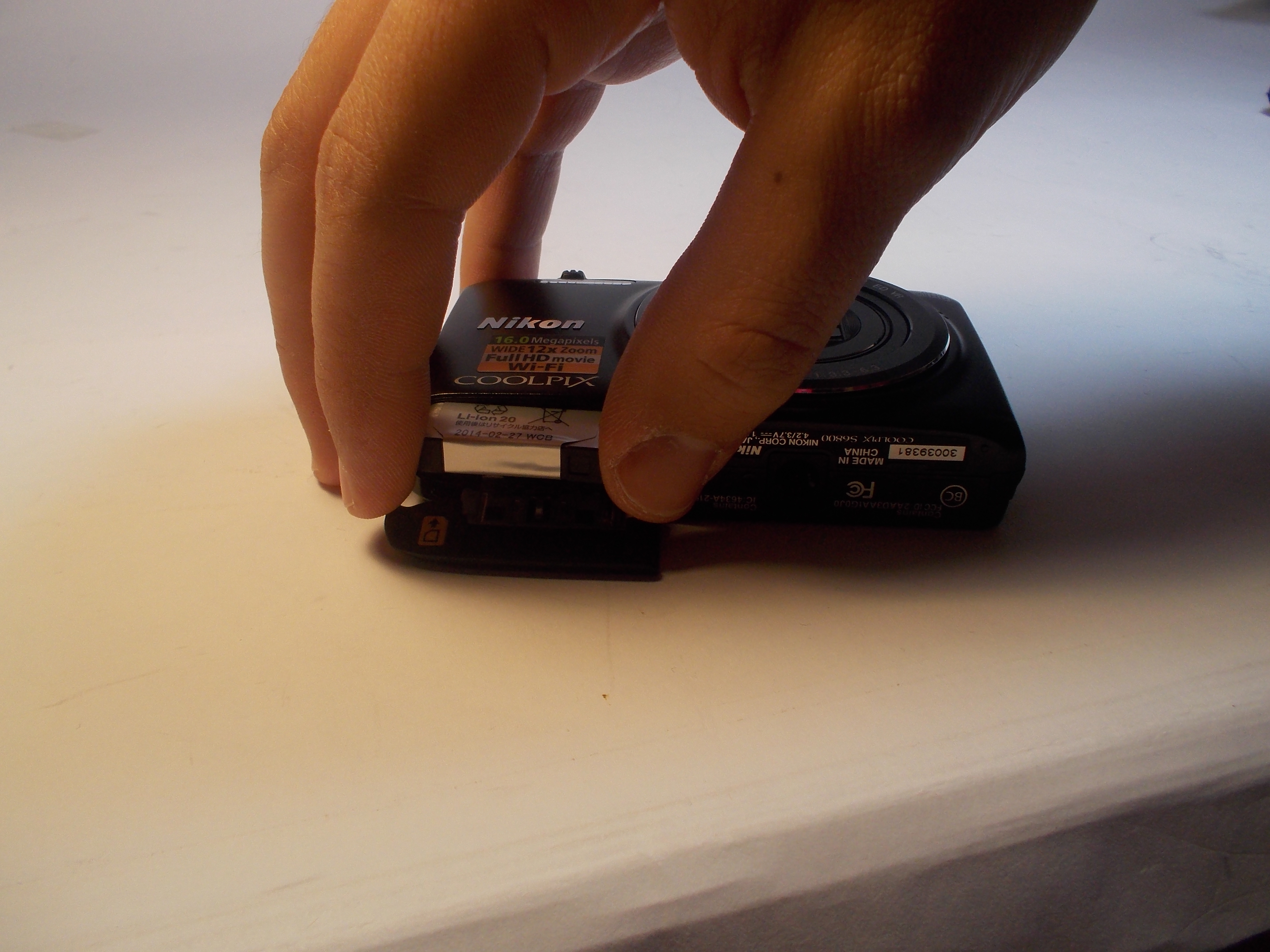 Nikon Coolpix S6800 Battery Replacement iFixit