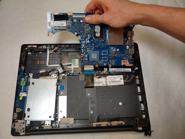 برداشتن مادر برد