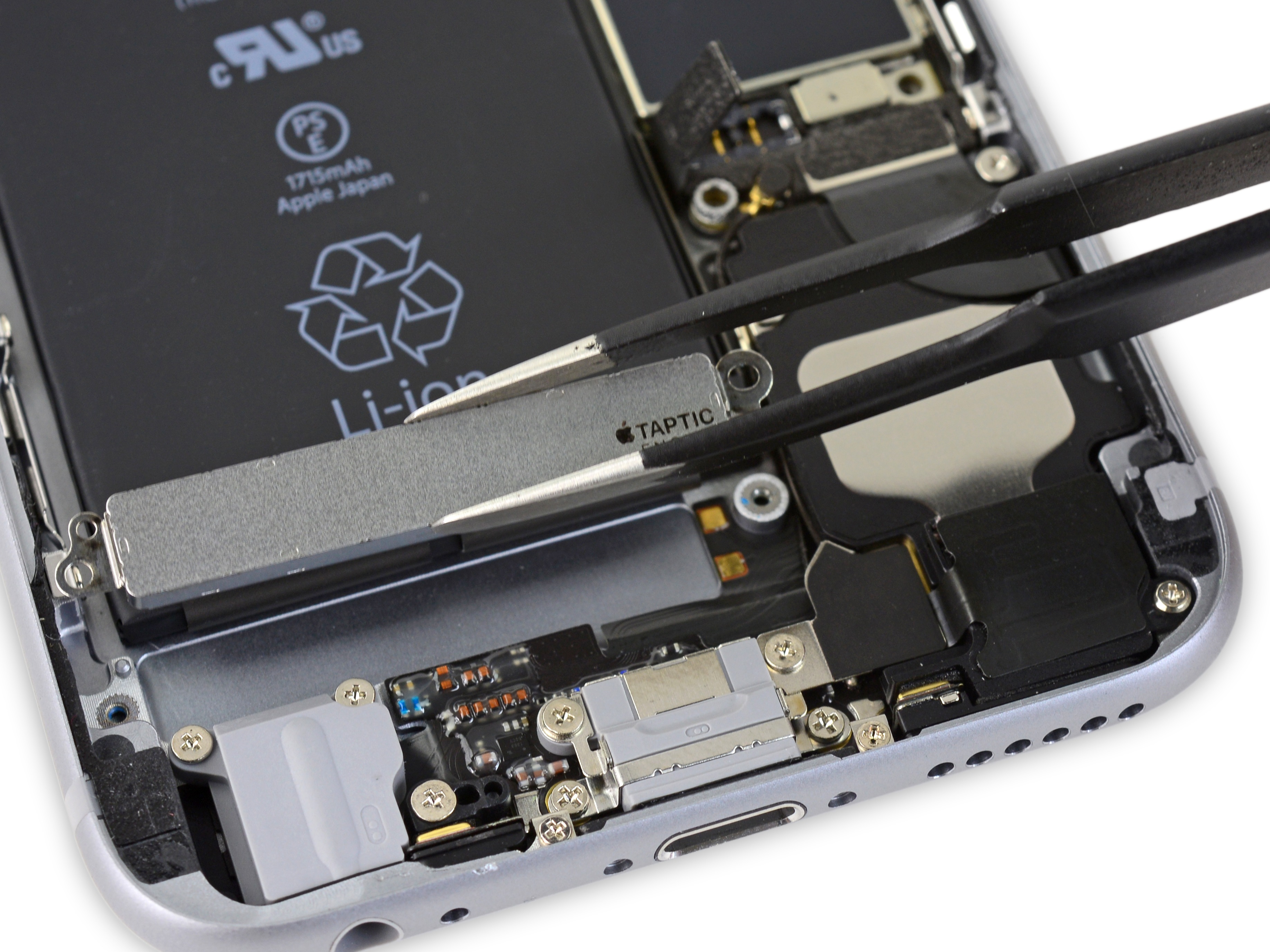 iPhone 6s Taptic Engine Replacement - iFixit Repair Guide