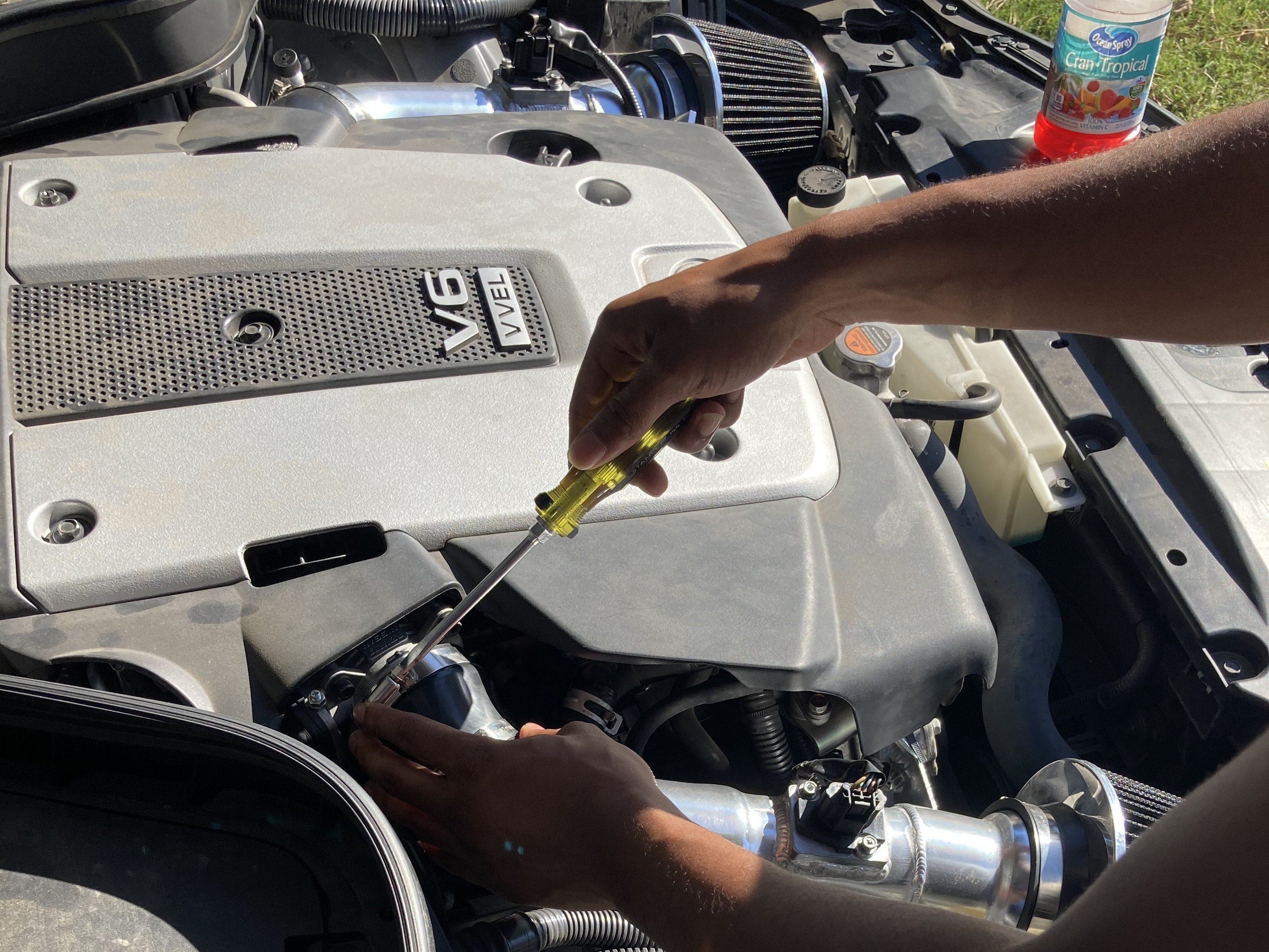 2013 Infiniti G37 Dual Air Intakes Replacement iFixit Repair Guide