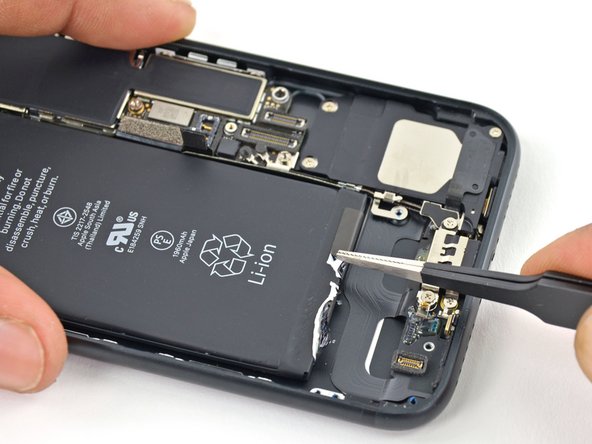 rBKKelsdUfkxXsqM - iPhone 7 Batterij vervangen